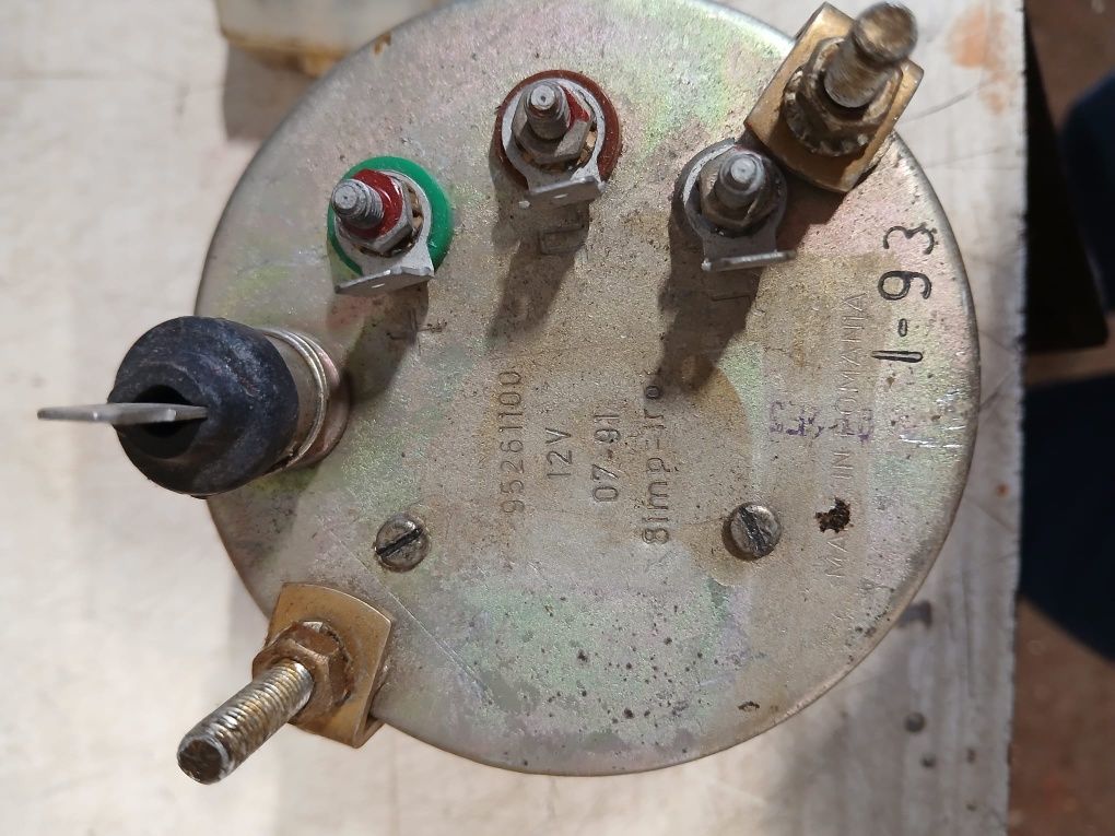 Turometru electronic și Turometru mecanic