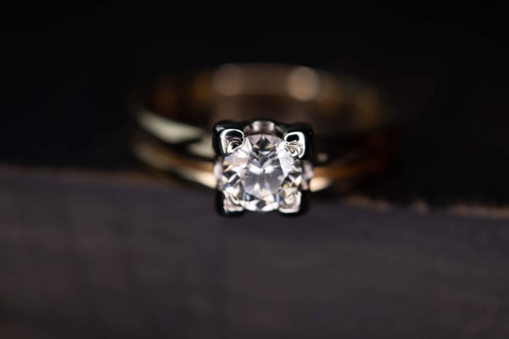 Inel de logodna cu diamant aur 14K NOU