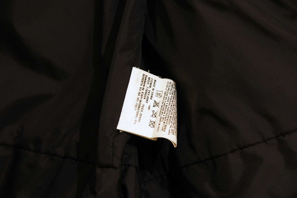 Оригинално зимно яке с гъши пух Dsquared2. Цвят черен. Размер S-M (46)