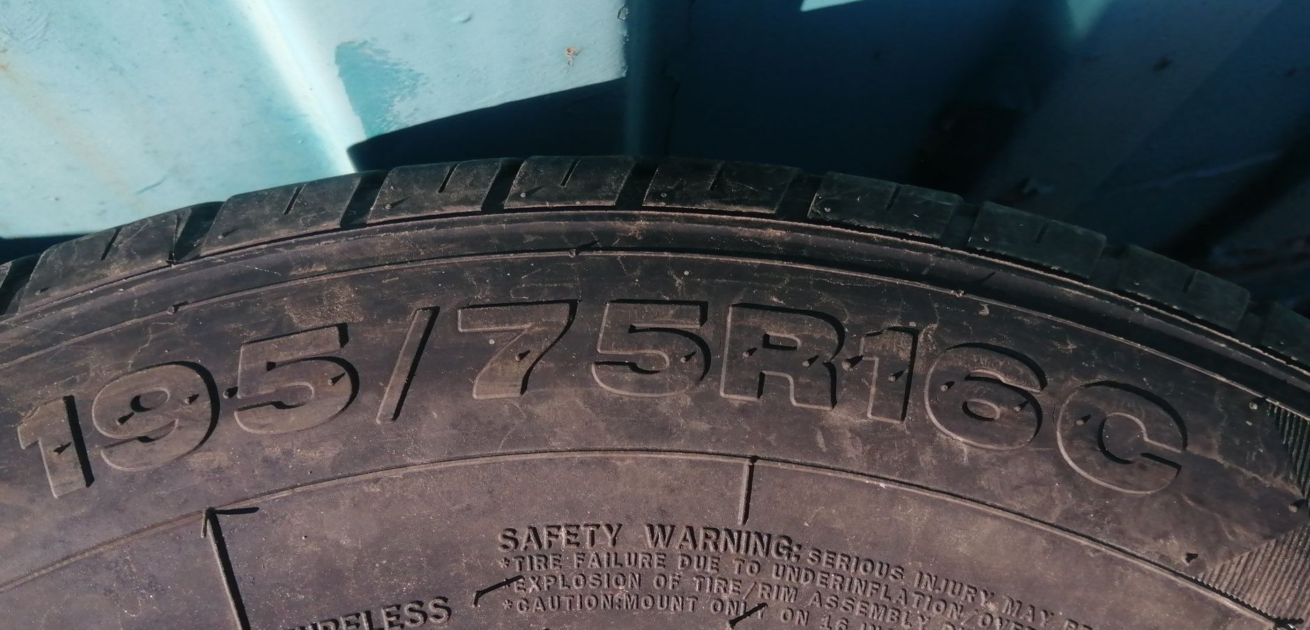 Бусови гуми 195 75 16 С Ц Leao tire за бус. 
4 броя. 
Нов внос. Не са