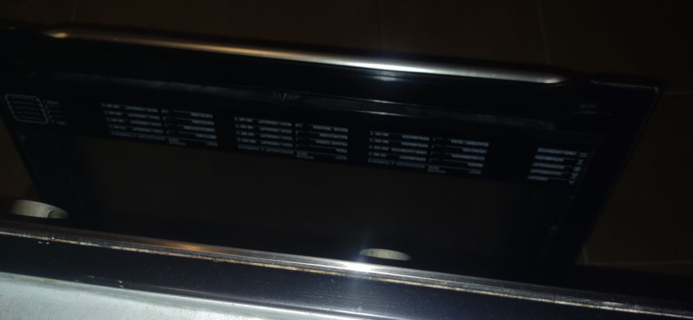 Фурна за вграждане АЕГ