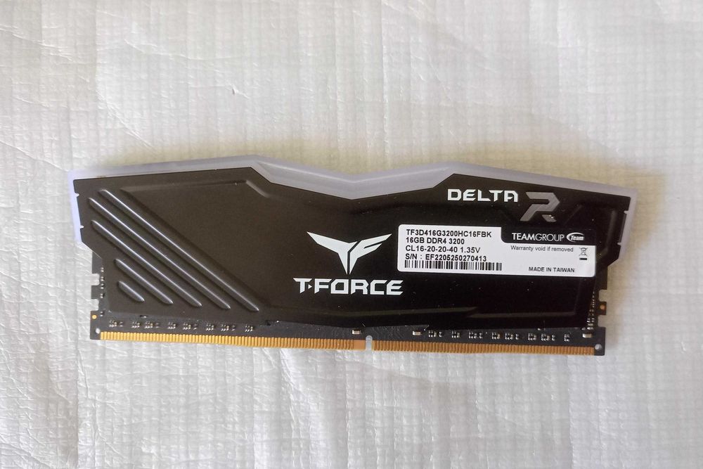 Озу | Оперативная память T-Force Delta DDR4 16 GB
