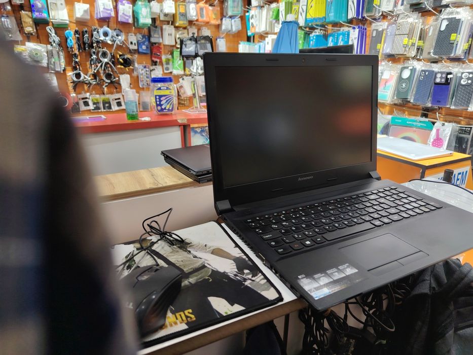 Noutbuk sotiladi core i3