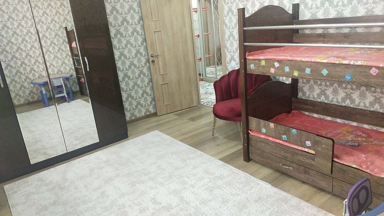 "Golden House" Парисен! Сдаётся квартира в центре!