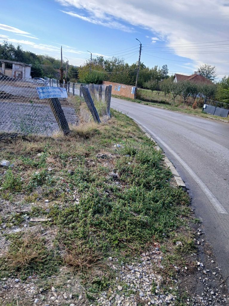 Дава се под наем Парцел в Лом - 600 кв.м за 153 € - Снимка #13