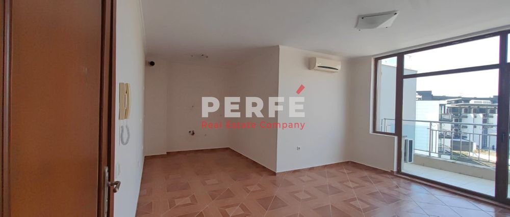 Продава се Двустаен апартамент в Свети Влас - 80 кв.м за 1450 €/кв.м - Снимка #2