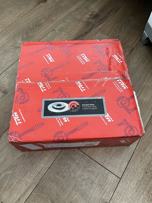 Set discuri frână spate Toyota Auris/Corolla -  TRW DF4830