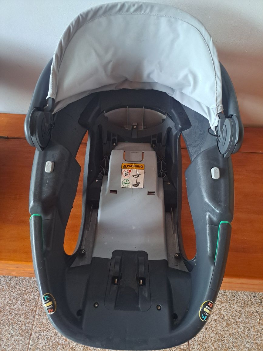 Scoica Maxi Cosi Coral+Baza isofix family3+Landou Jade I-size