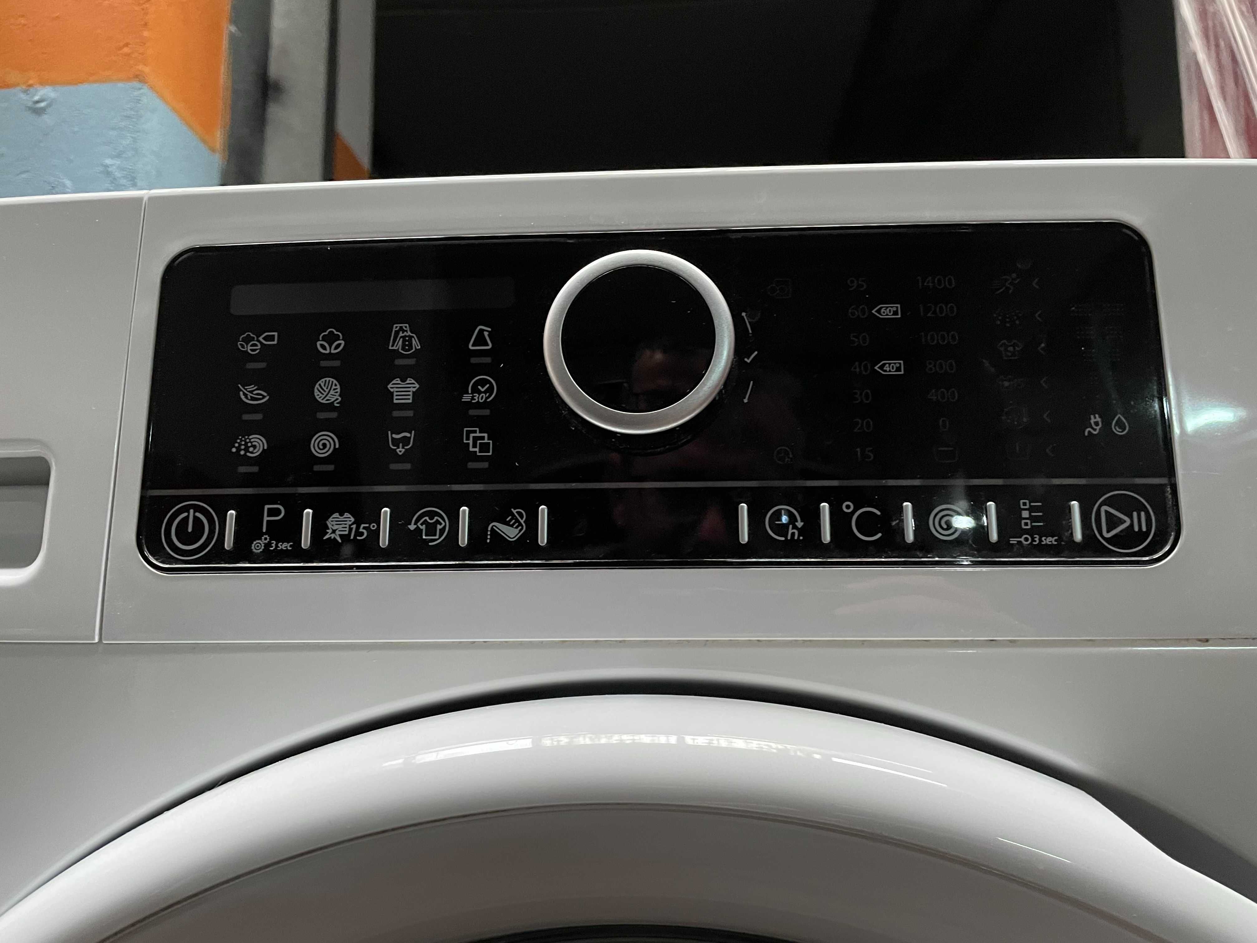 mașină de spălat Washing machine Whirlpool 6th sense 7kg