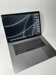Macbook Pro 15” 2018 i7 2,6 radeon 560x 16 gb ram