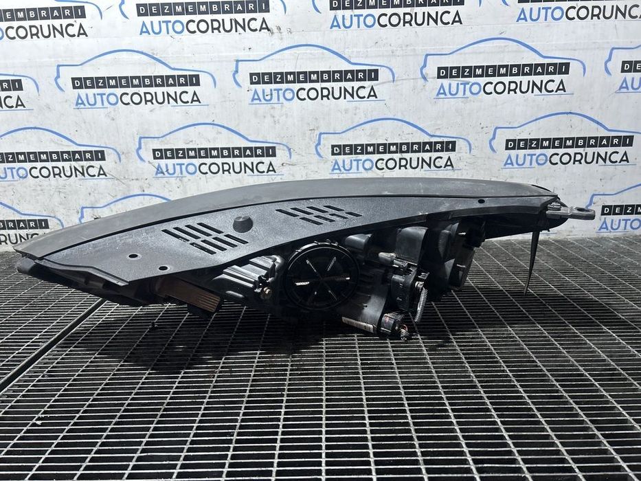 Far Dreapta Hyundai Tucson III 2015 - 2018 SUV 4 Usi (1293) Cu lupă