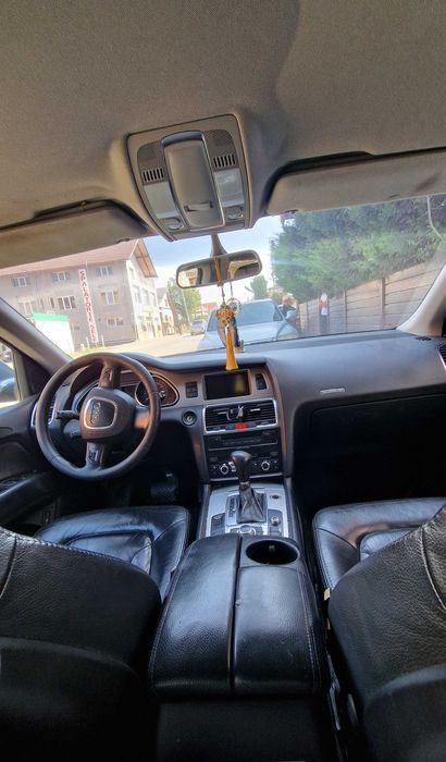 Vând Audi Q7, an fabricație 2007, motor 3.0 TDI