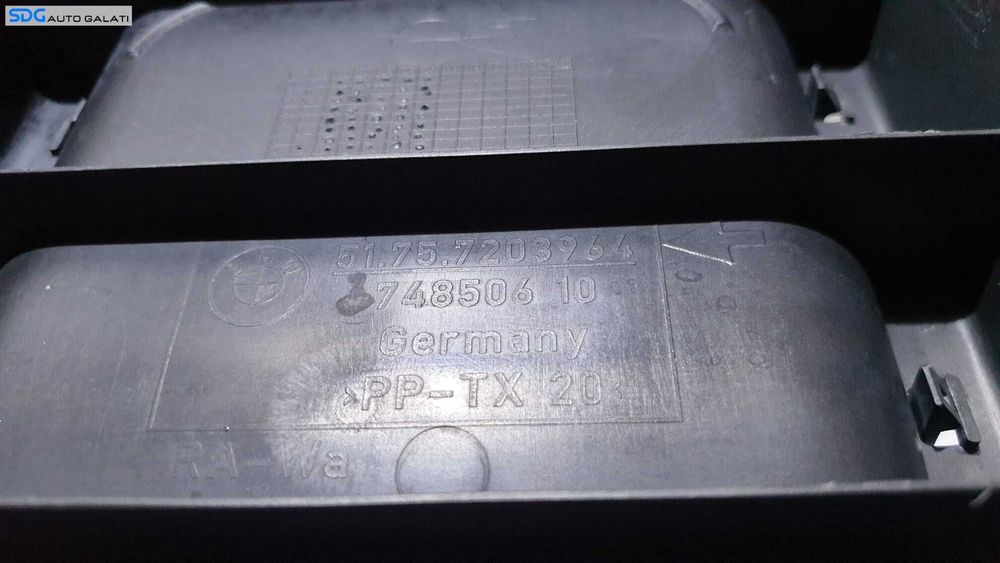 Ghidaj Tunel Tubulatura Racire Ventilatie Aer Frane Discuri Dreapta Fata BMW Seria 5 E60 E61 525 530 535 2.5 3.0 D 2003 - 2010 Cod 7203964 51757203964