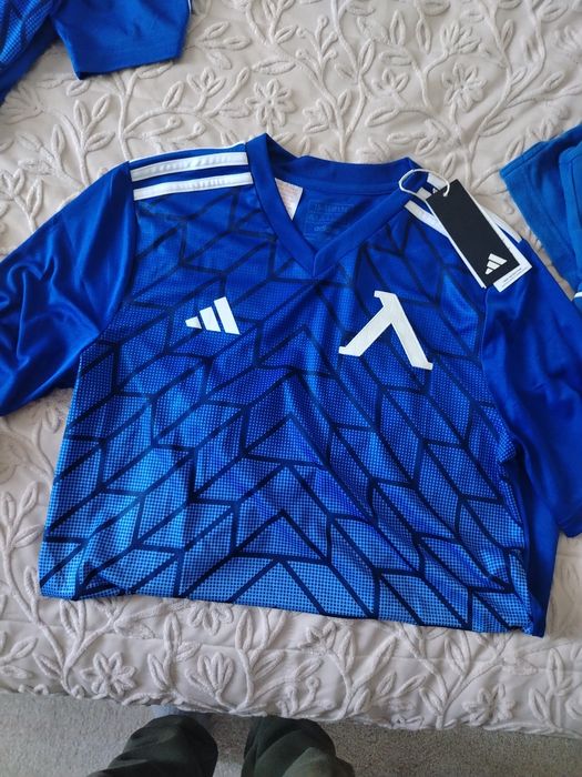 Тениски Левски Бартер