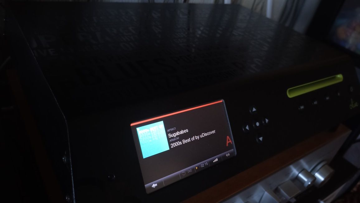 CD проигрыватель и медиасервер