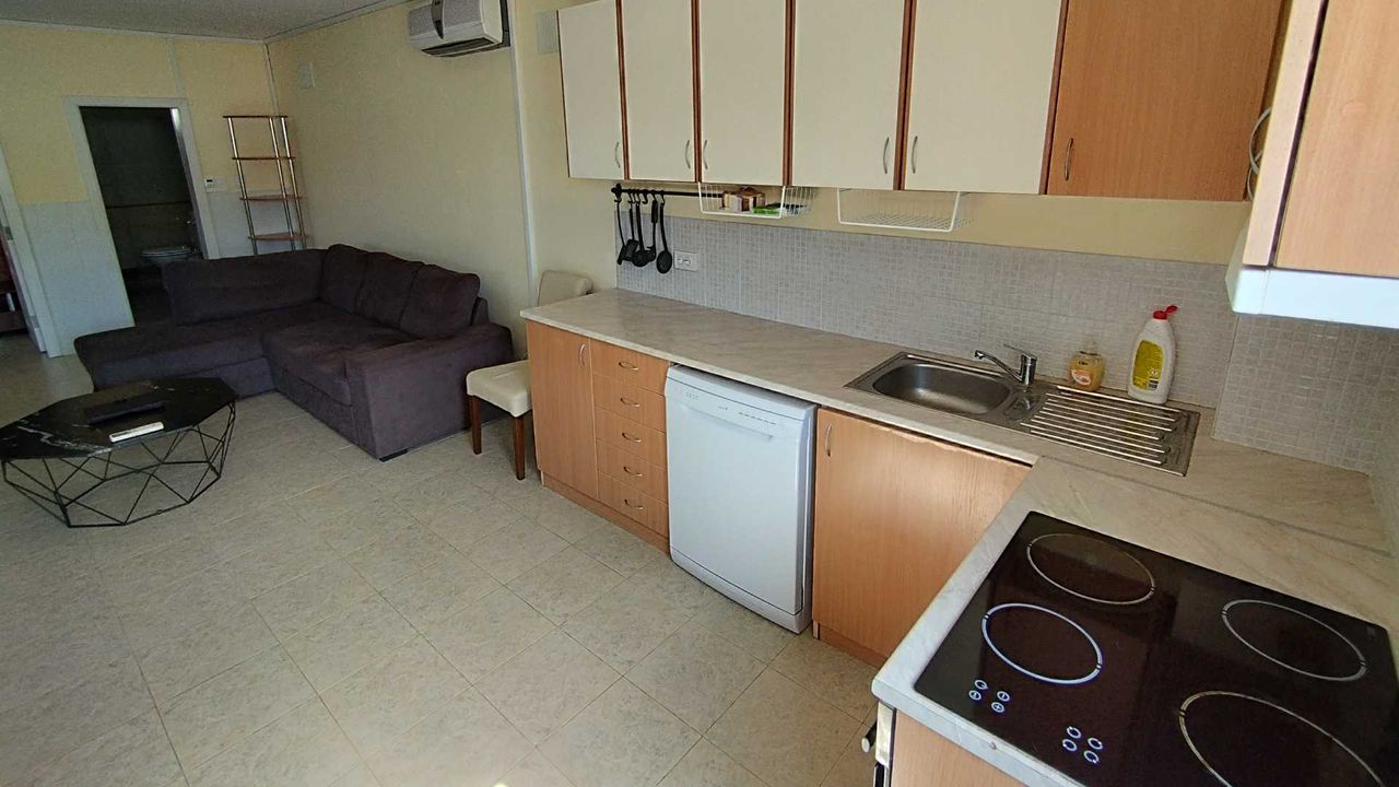 Продава се Къща в Каблешково - 150 кв.м за 1400 €/кв.м - Снимка #13