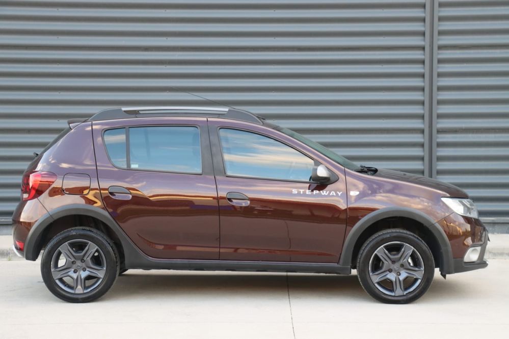 Dacia Sandero stepway 0.9/ 2018/ 124.000km Reali /fara daune