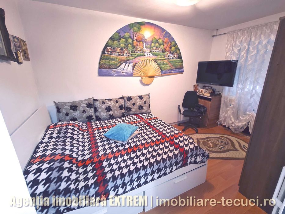 Apartament cu 2 camere, 59mp, etajul I, în Zona Industrială din Tecuci