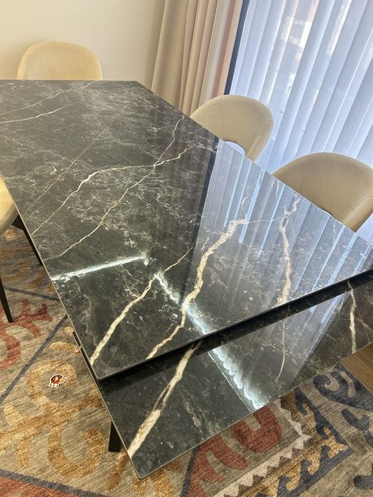 Продам стол из керамики