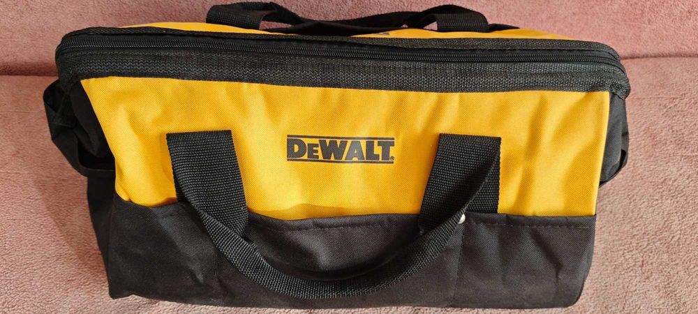 Аккумуляторный пылесос DEWALT DCV501LN