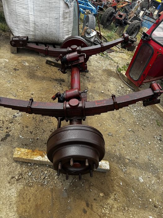 Punte / axa remorca 7,5 T . -   Roti combinator romanesc