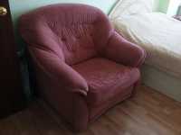 Кресло-кровать цвет персик в очень хорошем состоянии