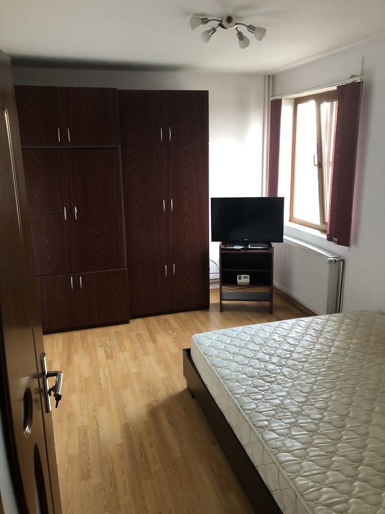 Regim hotelier Timisoara, central la bulevard, zona Iulius Mall