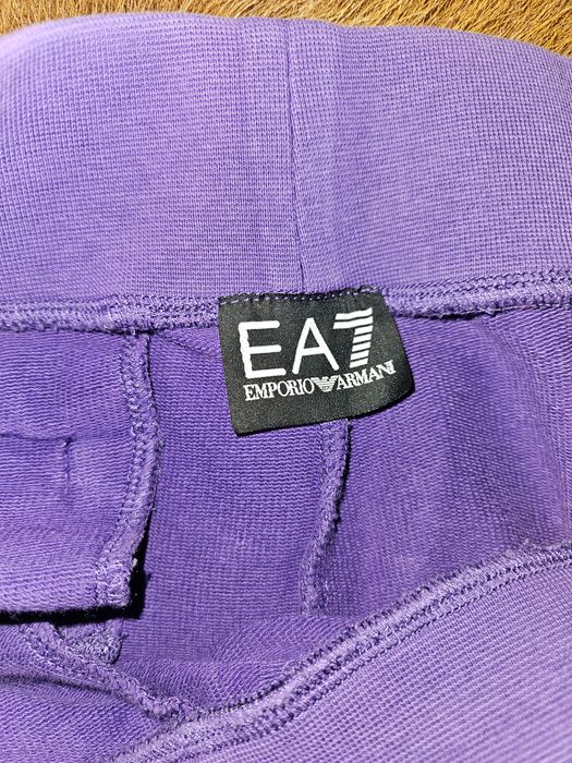 Vand pantaloni sport de dama  trening Xs Emporio Armani  mov