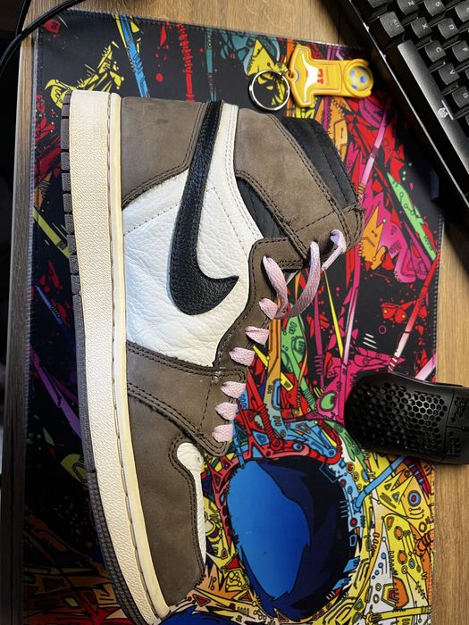 Nike Jordan 1 Travis Scott Mocha