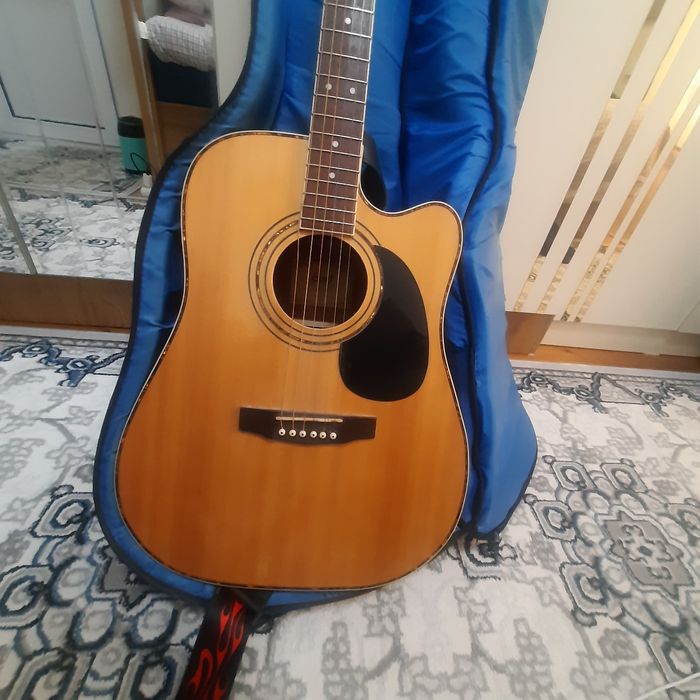 Gitara Cort Indonezya orginal