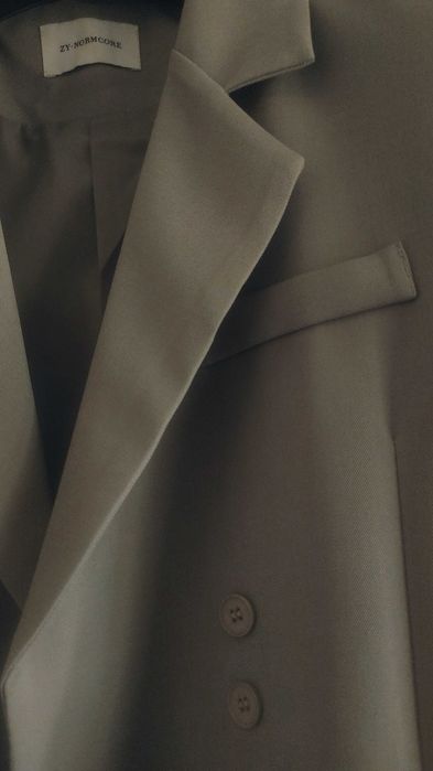 Женский пиджак оверсайз