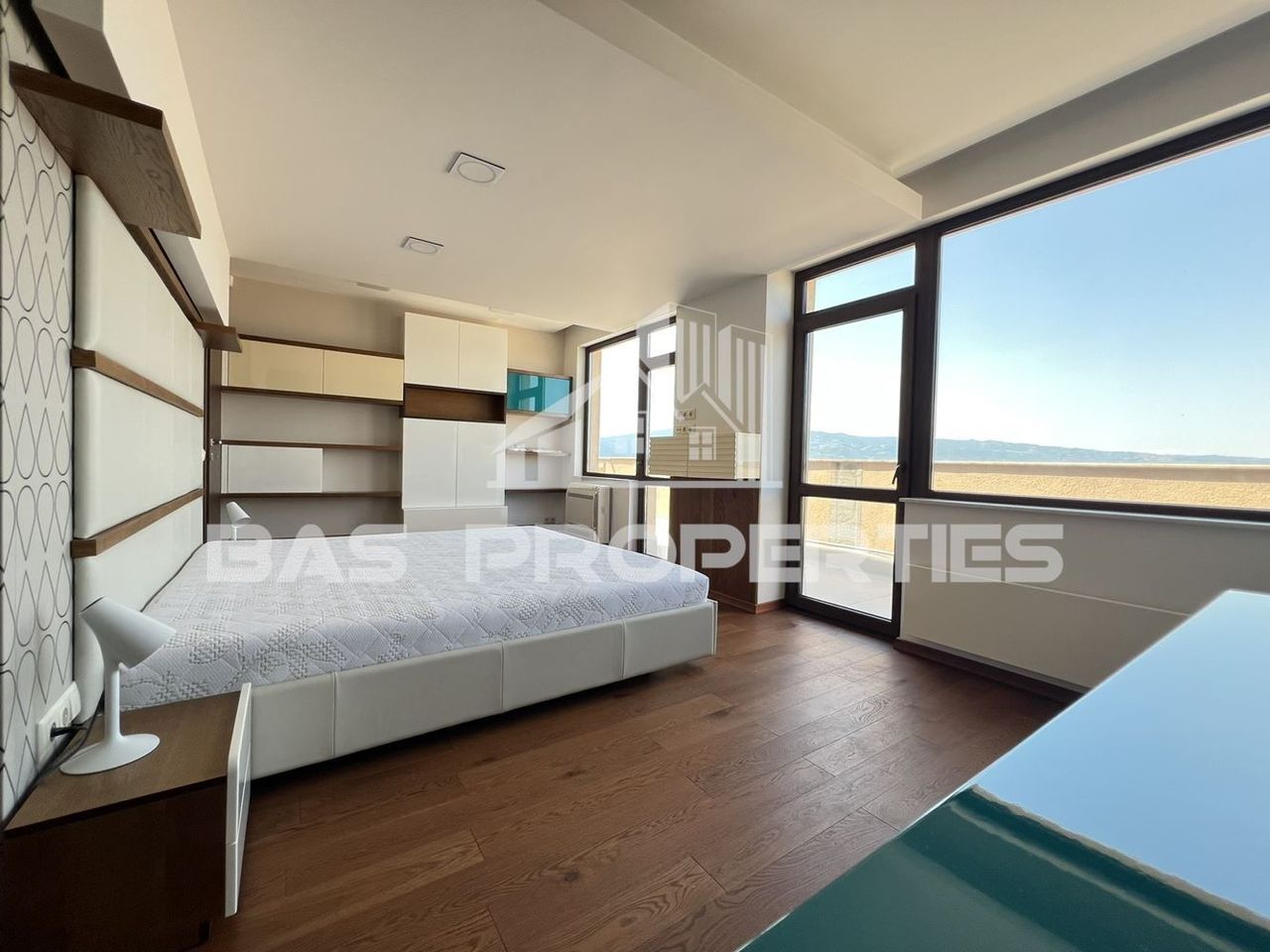 Продава се Многостаен апартамент в Петрич - 219 кв.м за 708 €/кв.м - Снимка #3