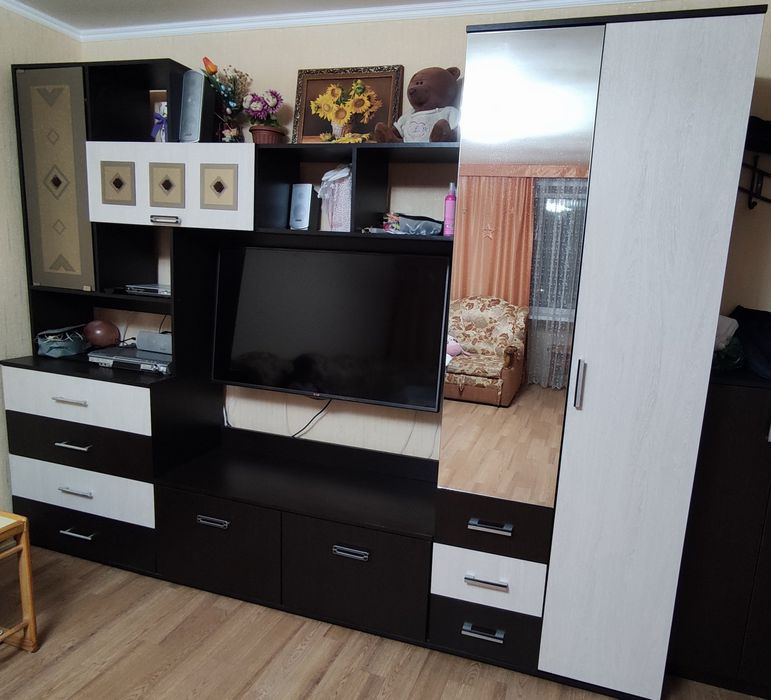 Продам стенку горку