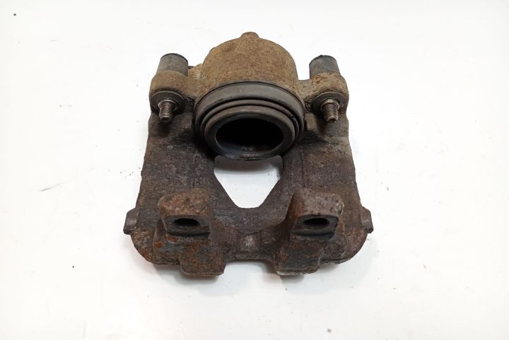 Etrier  dreapta fata BMW Seria 3 E90/E91/E92/E93