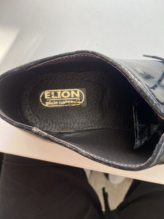 Pantofi lacuiti din piele naturala