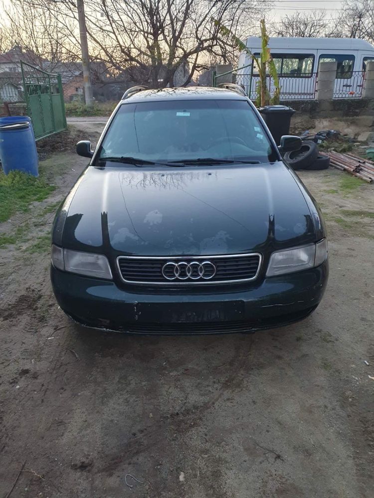 Audi A4 B5 1.8 125 к.с. - НА ЧАСТИ