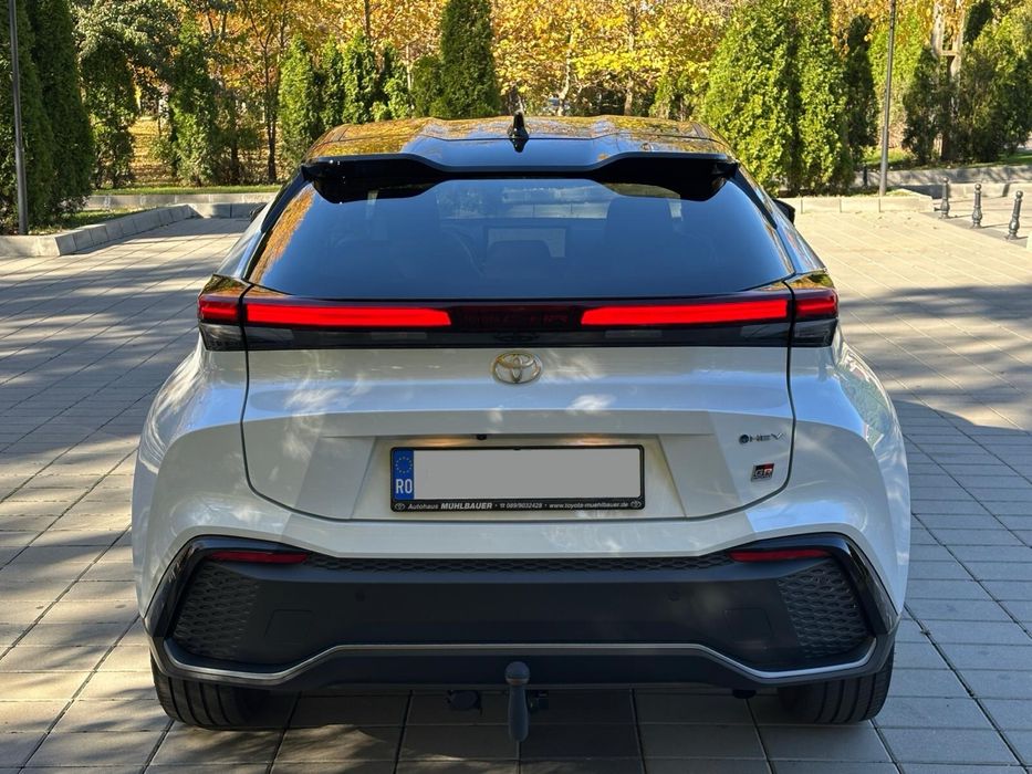 Toyota C-HR GR Sport AWD Tva Deductibil