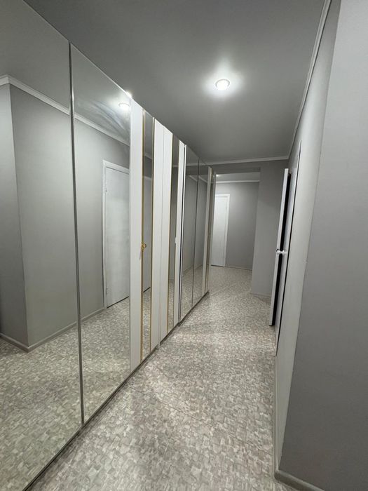 Продам 2-комнатную улучшенную квартиру