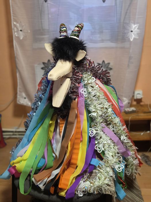 Capră-Anul-Nou-Tradiții