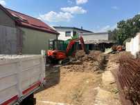 Miniexcavator și basculanta - fundații, săpături, fose, branșamente