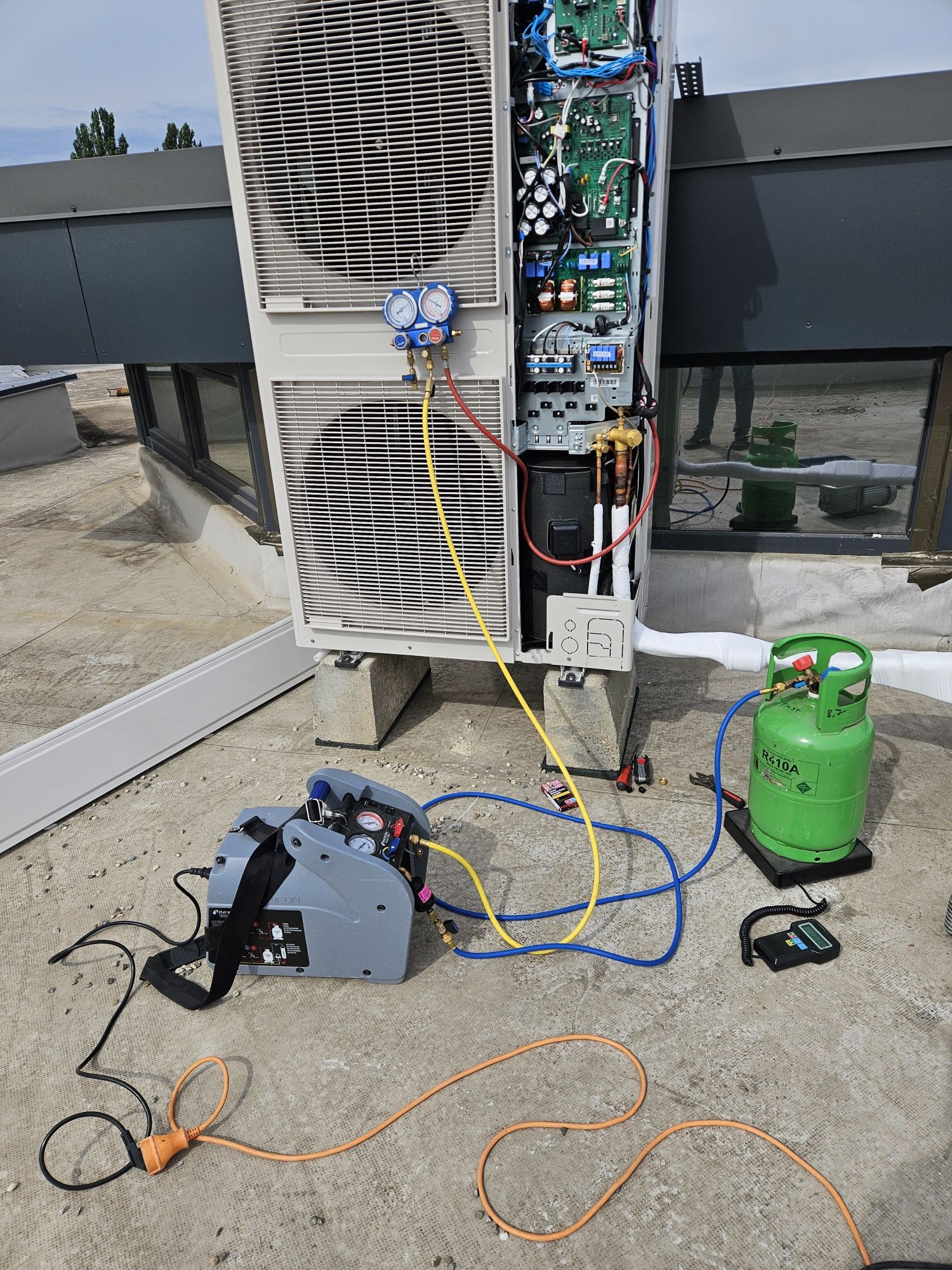 Instalator /Montaj /Reparații/ Aer Conditionat/Centrale Termice
