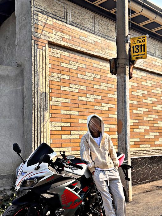 Motosikl yamaha r5
