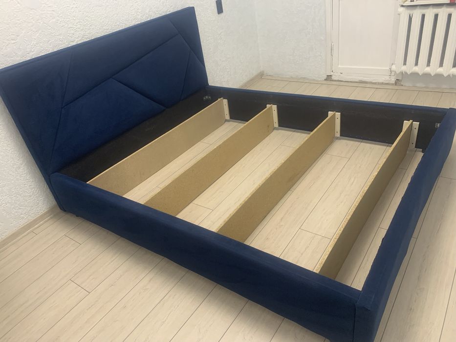 Продам кровать 2-х спальную