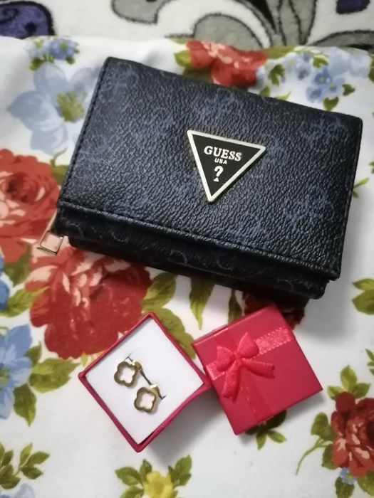 Set portofel damă și cercei