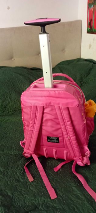 Ghiozdan/troler Disney printese deosebit, nou, 4 intr-unul