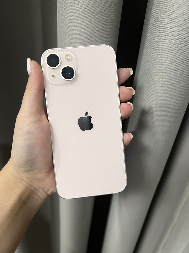 Продам Iphone 13 в отличном состоянии