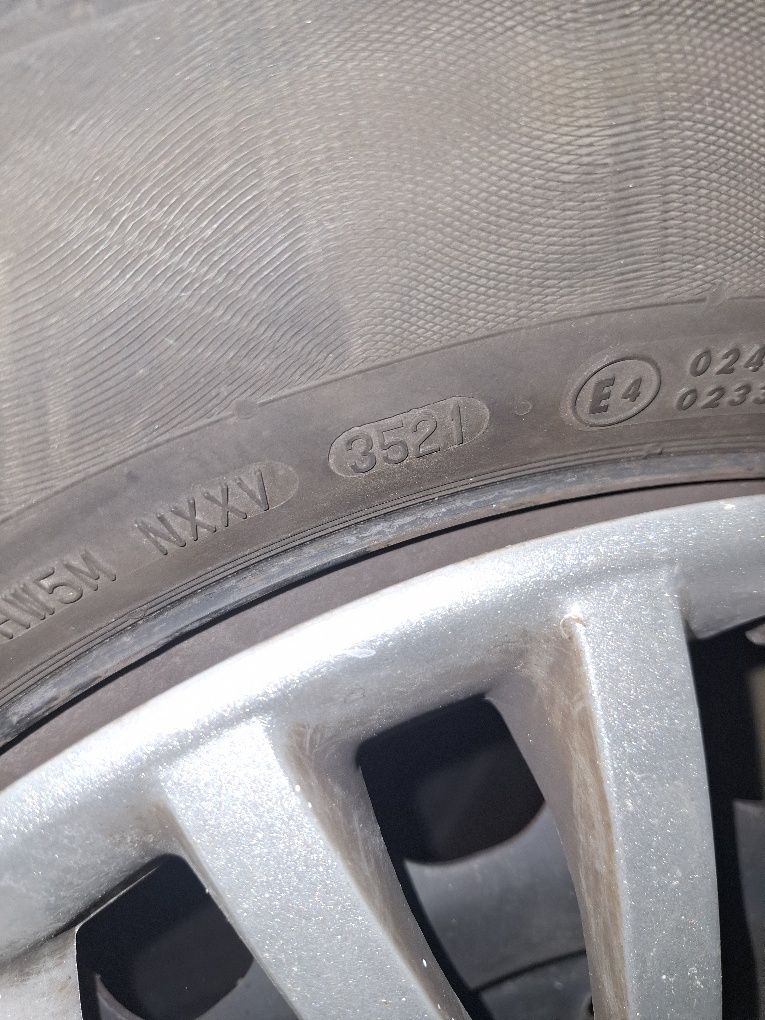 4 броя Continental 215/60/16