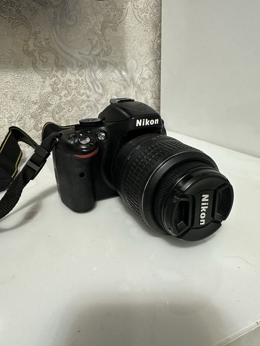 Продам фотоаппарт Nikon