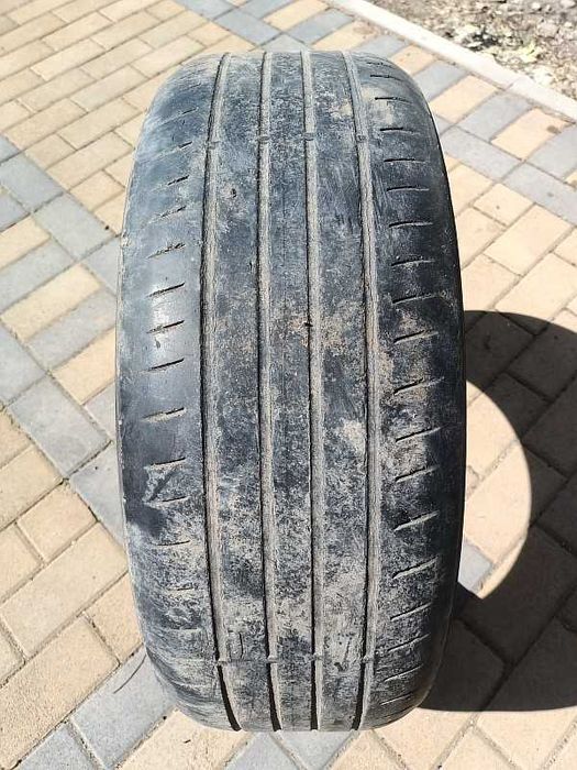 Одна шина 225/60 R17 - "Hankook Ventus Prime 2" (Венгрия), летняя.