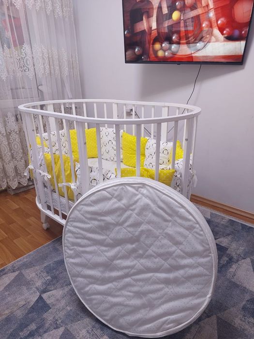 Продаю детский манеж